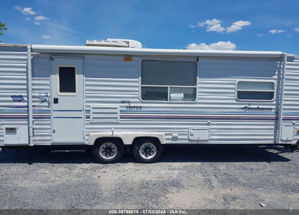 2003 COACHMEN SPIRIT OF AMERICA VIN: 1TC2B217331202361