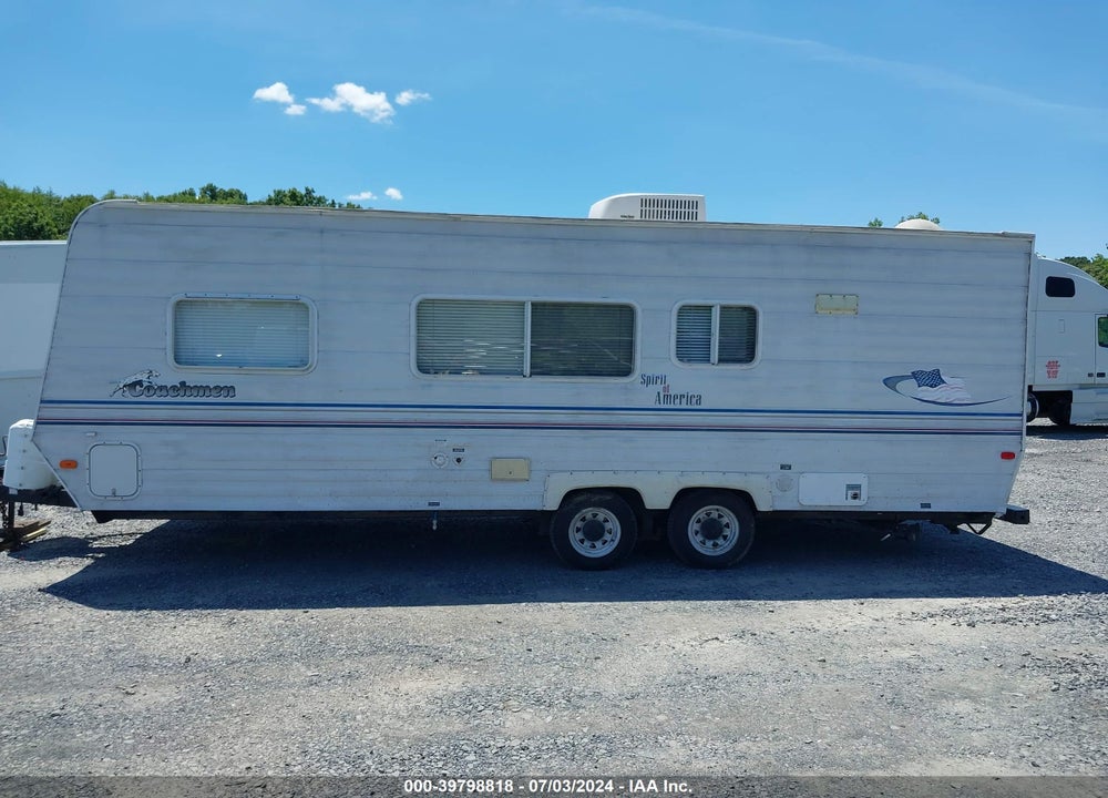 2003 COACHMEN SPIRIT OF AMERICA VIN: 1TC2B217331202361
