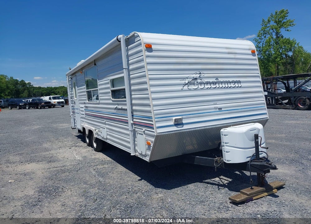 2003 COACHMEN SPIRIT OF AMERICA VIN: 1TC2B217331202361