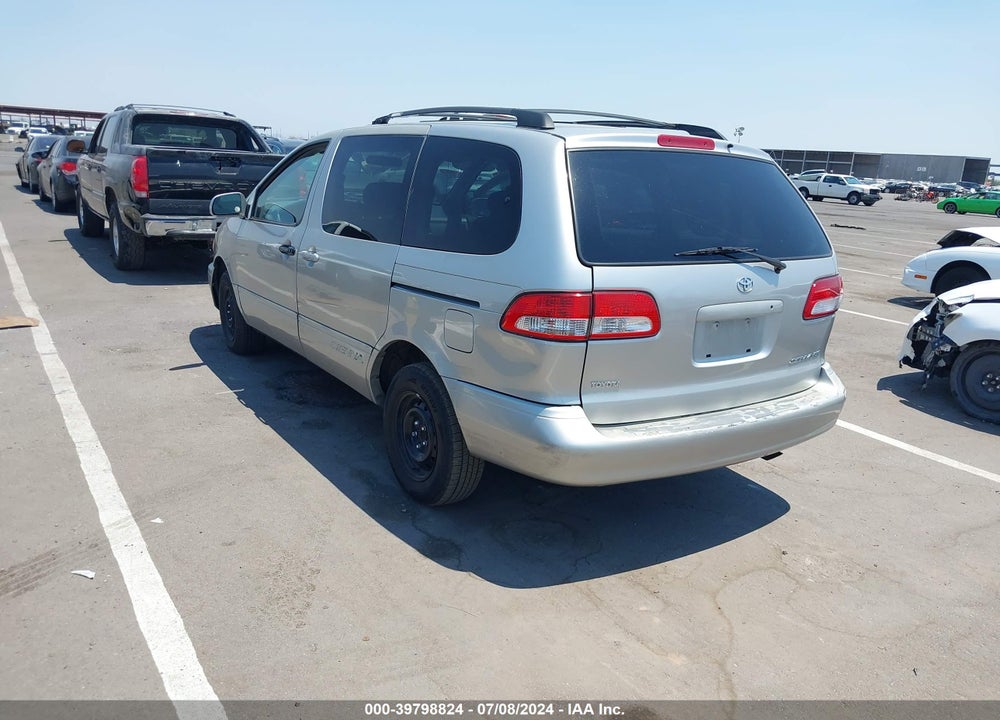 2002 TOYOTA SIENNA CE VIN: 4T3ZF19C12U437738