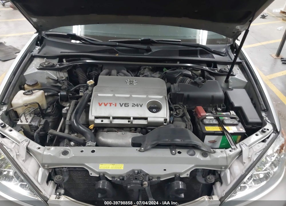 2003 TOYOTA CAMRY SE V6 VIN: 4T1BF32K83U556444