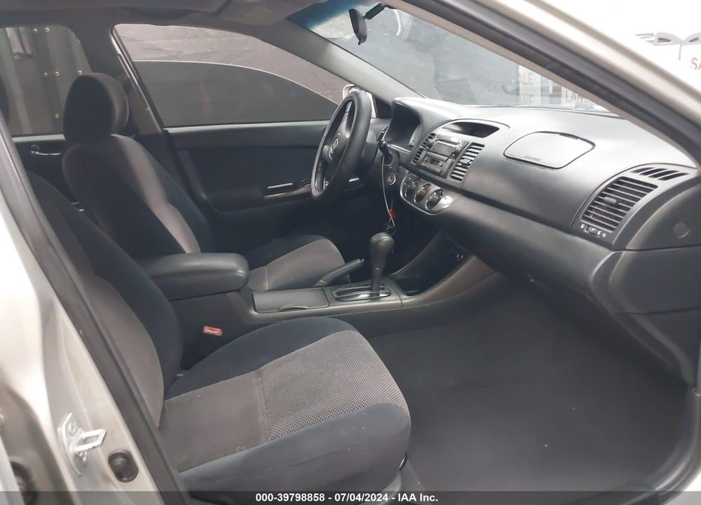 2003 TOYOTA CAMRY SE V6 VIN: 4T1BF32K83U556444