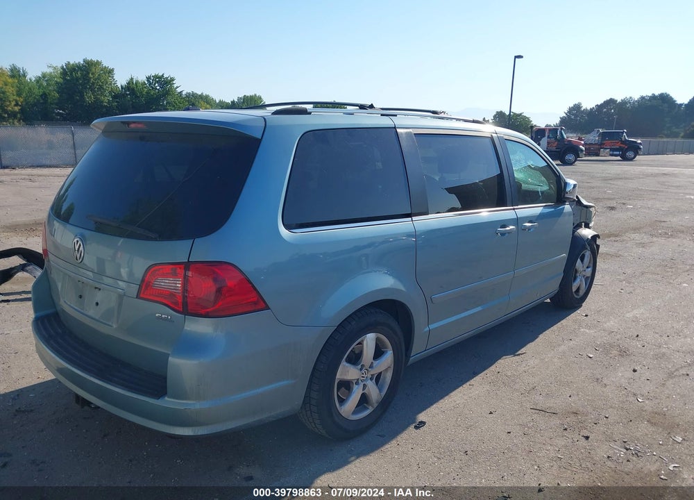 2009 VOLKSWAGEN ROUTAN SEL PREMIUM VIN: 2V8HW64X99R564300
