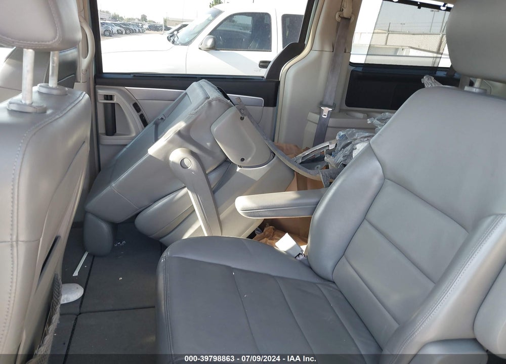 2009 VOLKSWAGEN ROUTAN SEL PREMIUM VIN: 2V8HW64X99R564300