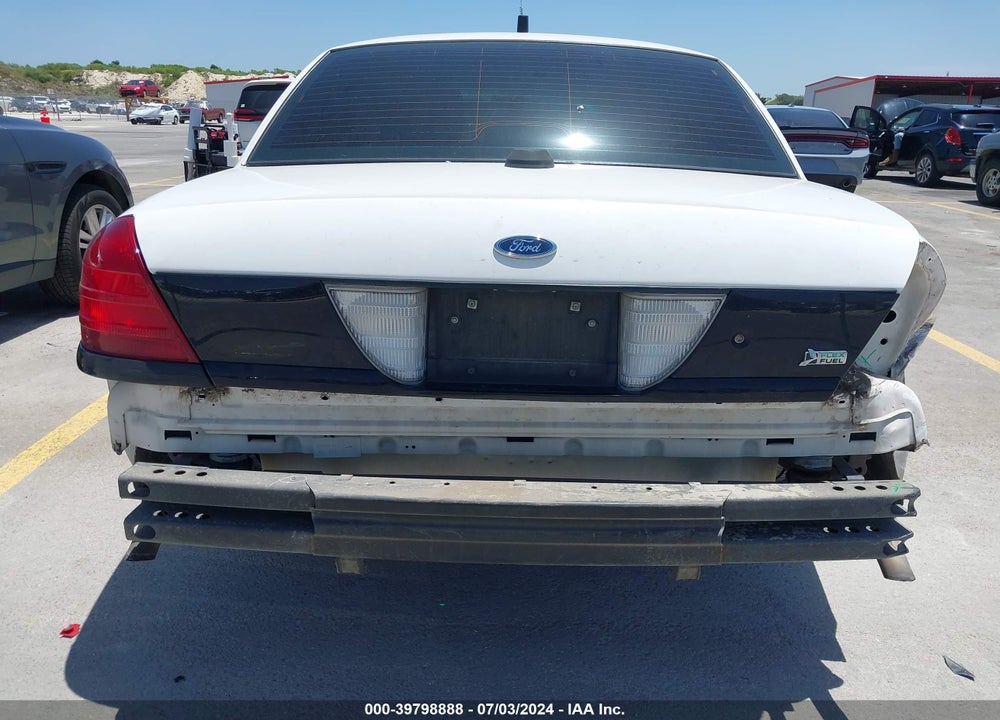 2011 FORD CROWN VICTORIA POLICE INTERCEPTOR VIN: 2FABP7BV9BX118757