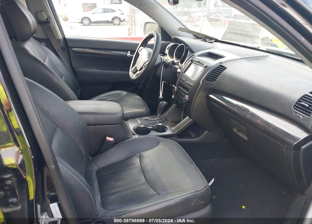 2012 KIA SORENTO SX V6 VIN: 5XYKWDA24CG241072