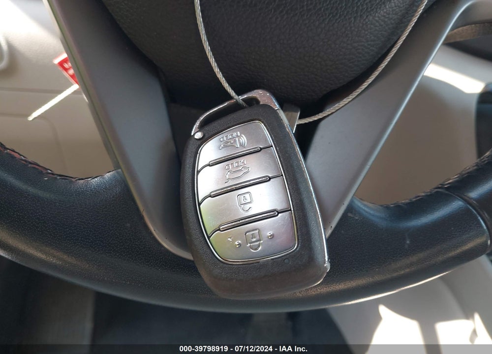 2016 HYUNDAI TUCSON SPORT VIN: KM8J33A25GU263371
