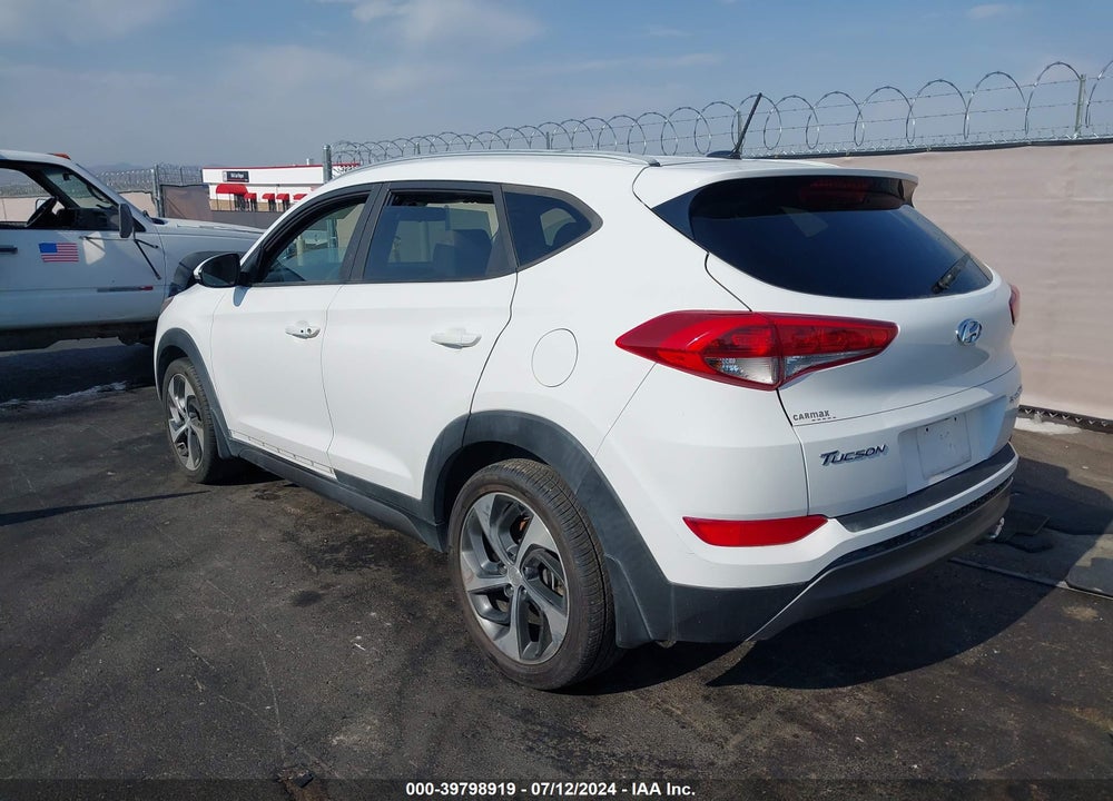 2016 HYUNDAI TUCSON SPORT VIN: KM8J33A25GU263371