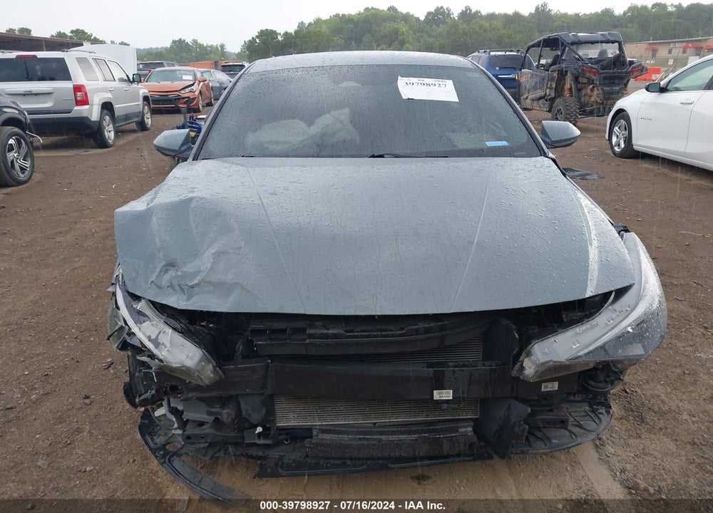2021 HYUNDAI ELANTRA VIN: KMHLL4AG7MU069561
