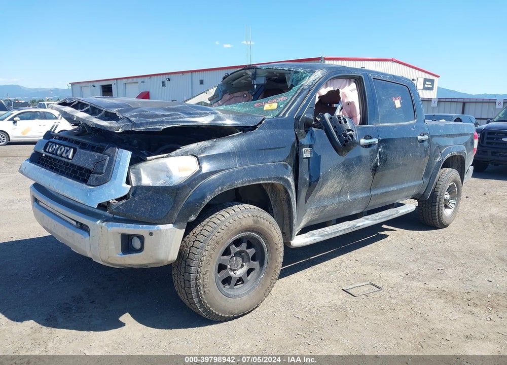 2015 TOYOTA TUNDRA PLATINUM 5.7L V8 VIN: 5TFAY5F14FX444282