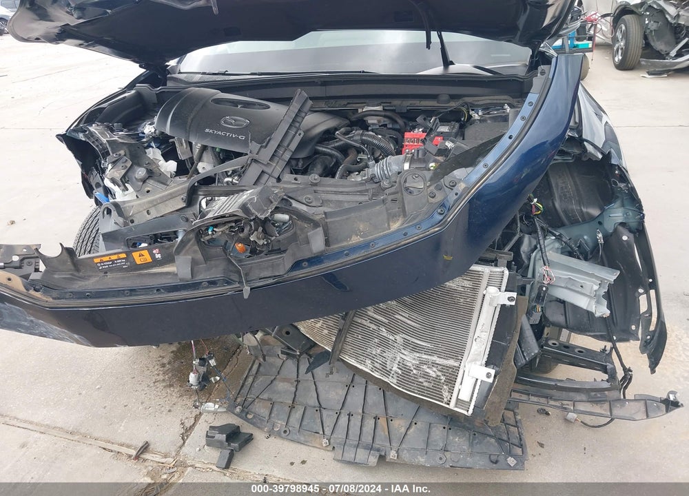 2022 MAZDA CX-30 PREFERRED VIN: 3MVDMBCL9NM425923