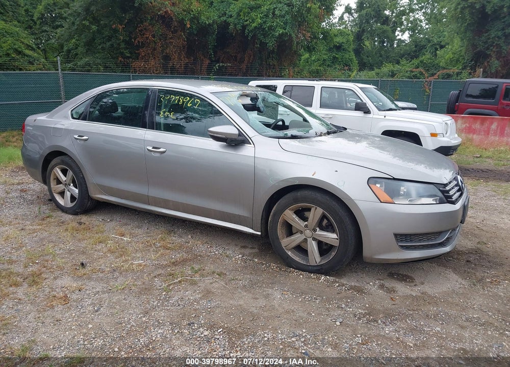 2012 VOLKSWAGEN PASSAT 2.5L SE VIN: 1VWBP7A3XCC030385