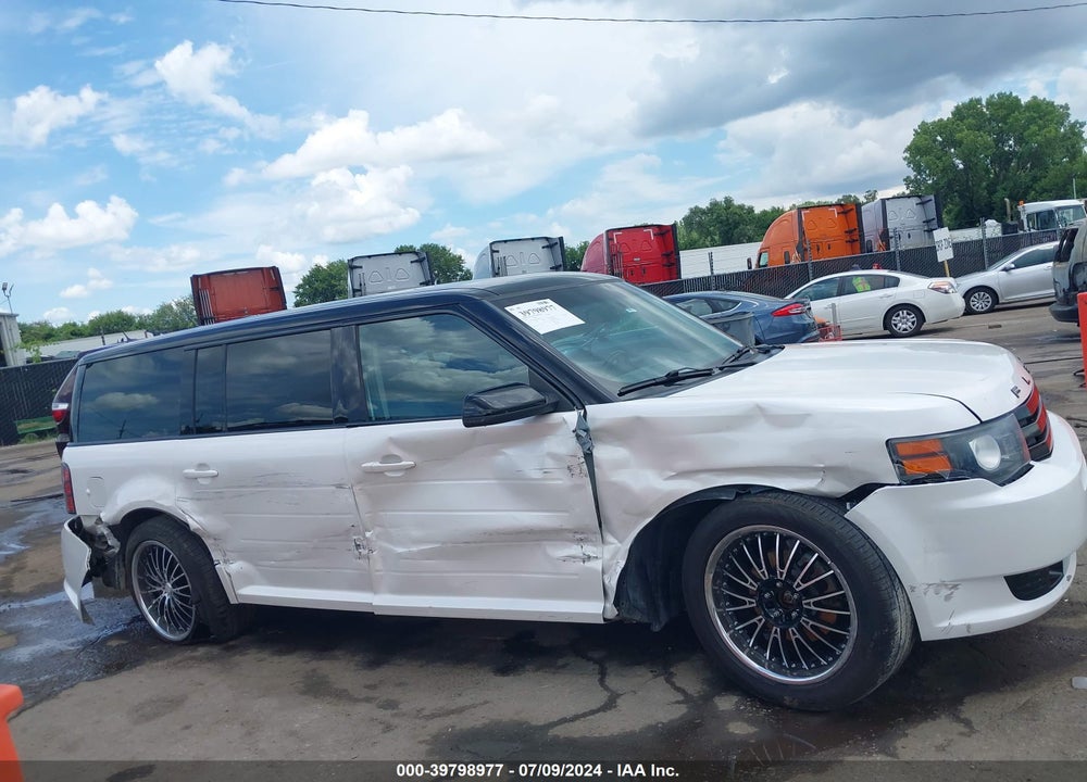 2012 FORD FLEX TITANIUM VIN: 2FMHK6DT0CBD10099