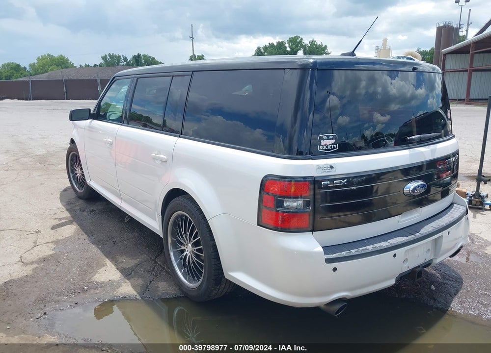 2012 FORD FLEX TITANIUM VIN: 2FMHK6DT0CBD10099