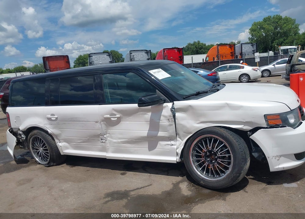 2012 FORD FLEX TITANIUM VIN: 2FMHK6DT0CBD10099