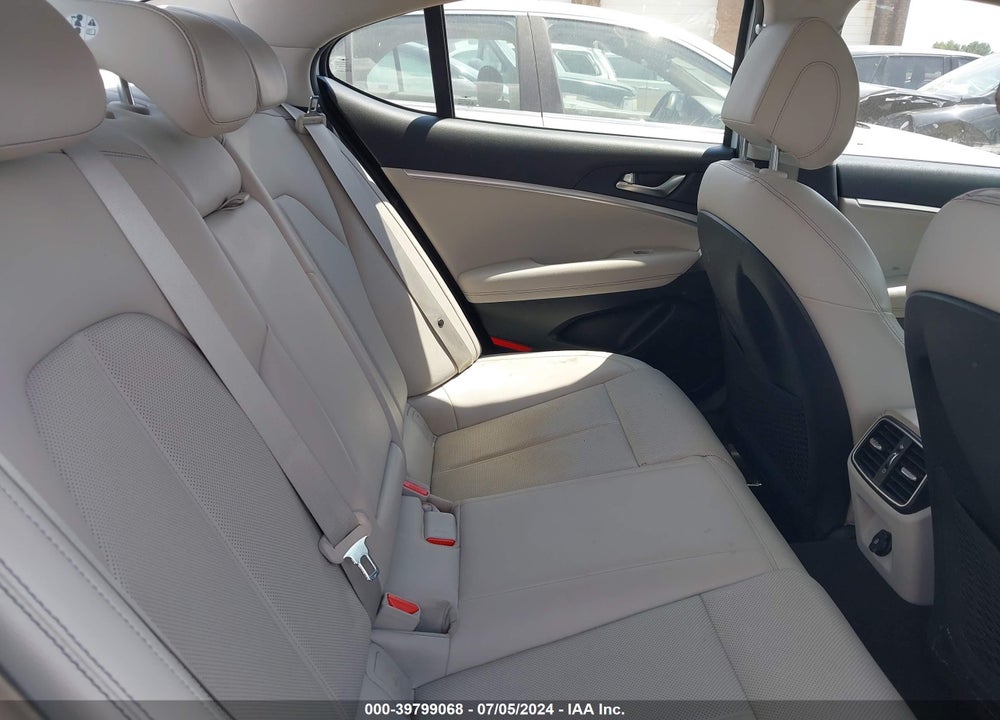 2019 GENESIS G70 VIN: KMTG64LA7KU019411
