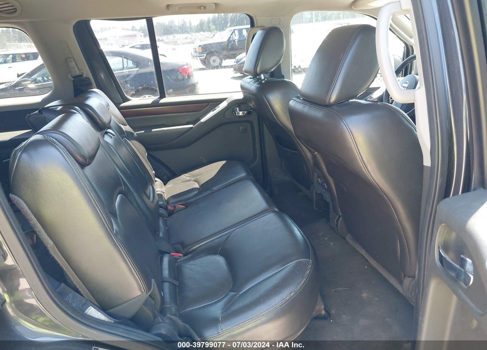 2010 NISSAN PATHFINDER LE VIN: 5N1AR1NB7AC601184