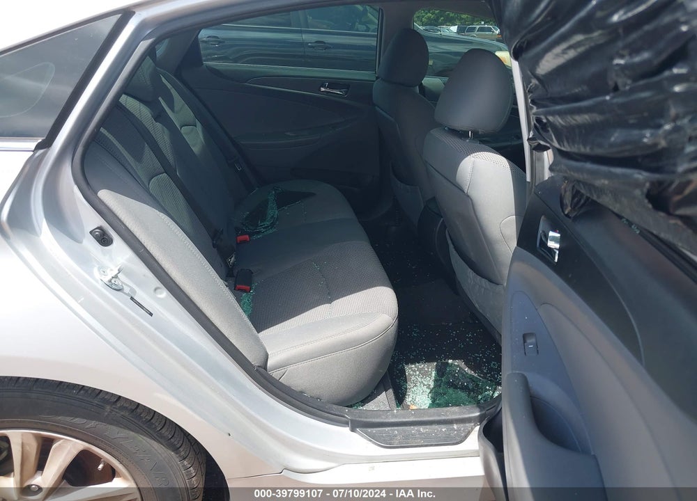 2014 HYUNDAI SONATA GLS VIN: 5NPEB4AC1EH939068
