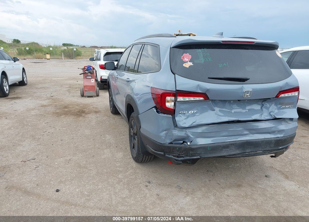 2022 HONDA PILOT AWD TRAILSPORT VIN: 5FNYF6H85NB083335
