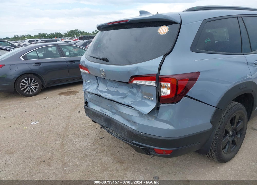 2022 HONDA PILOT AWD TRAILSPORT VIN: 5FNYF6H85NB083335