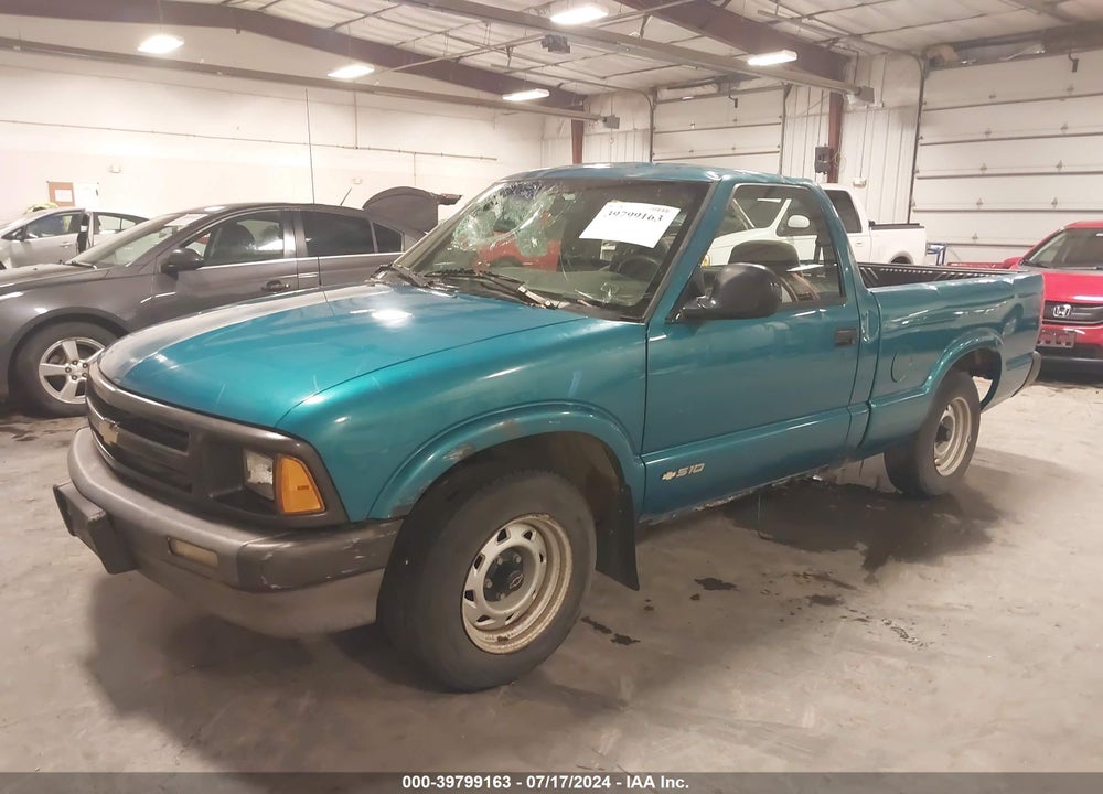 1994 CHEVROLET S TRUCK S10 VIN: 1GCCS1442R8236383