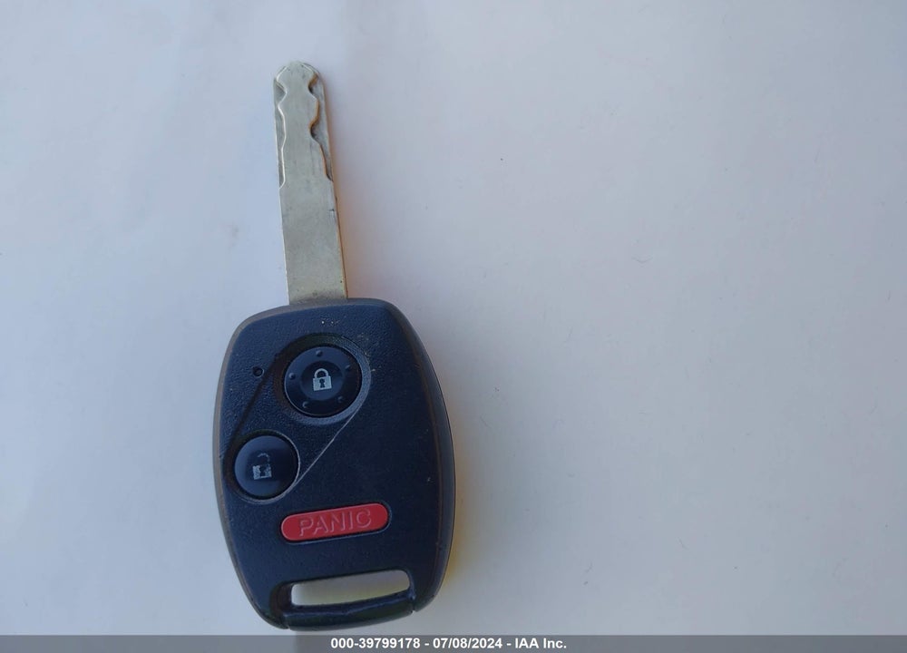 2010 HONDA CIVIC LX VIN: 19XFA1F52AE031453