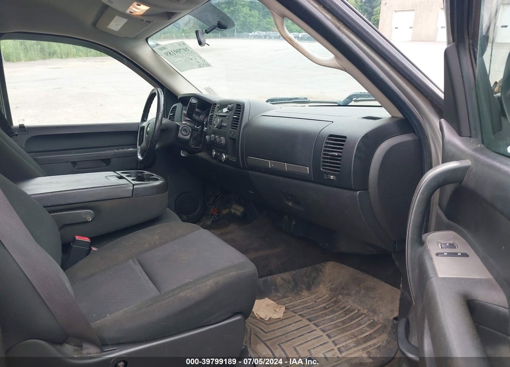 2011 CHEVROLET SILVERADO 1500 LT VIN: 3GCPKSEA4BG152643