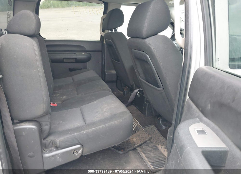 2011 CHEVROLET SILVERADO 1500 LT VIN: 3GCPKSEA4BG152643