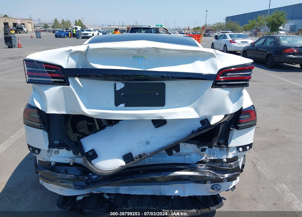 2022 TESLA MODEL S DUAL MOTOR ALL-WHEEL DRIVE VIN: 5YJSA1E5XNF490133