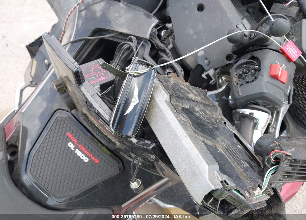 2021 HONDA GL1800 D VIN: JH2SC7953MK300463