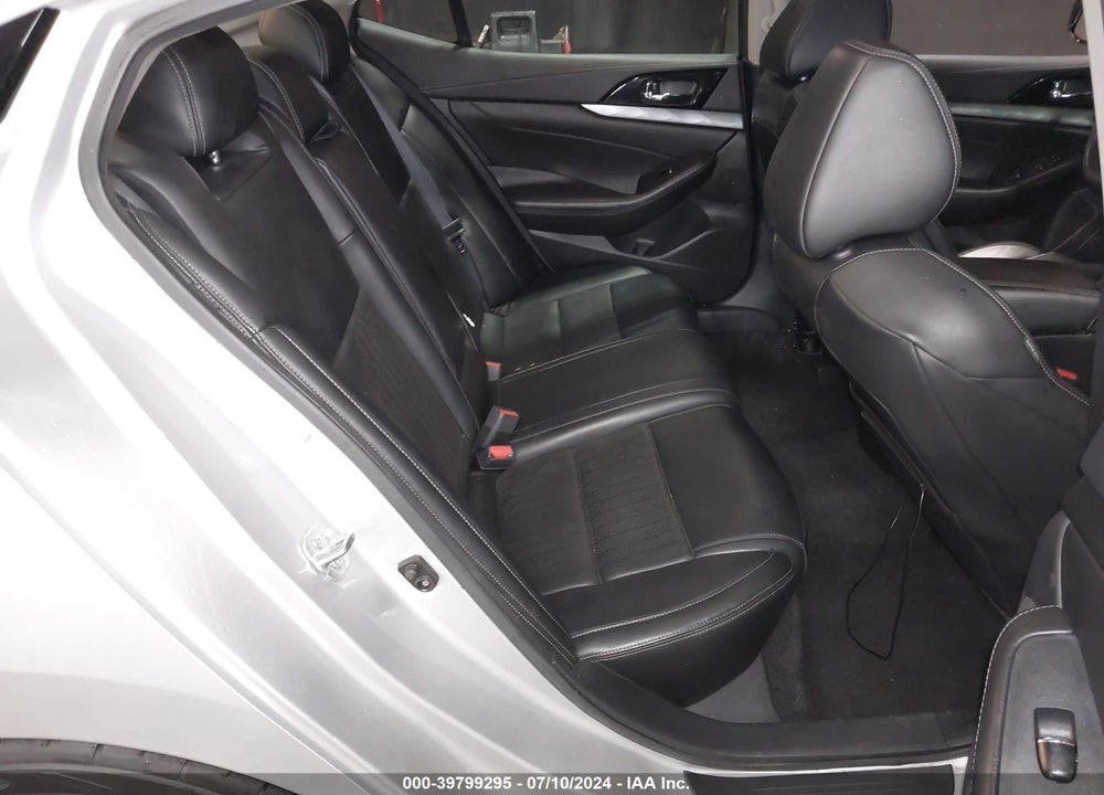 2020 NISSAN MAXIMA SV XTRONIC CVT VIN: 1N4AA6CV3LC375787