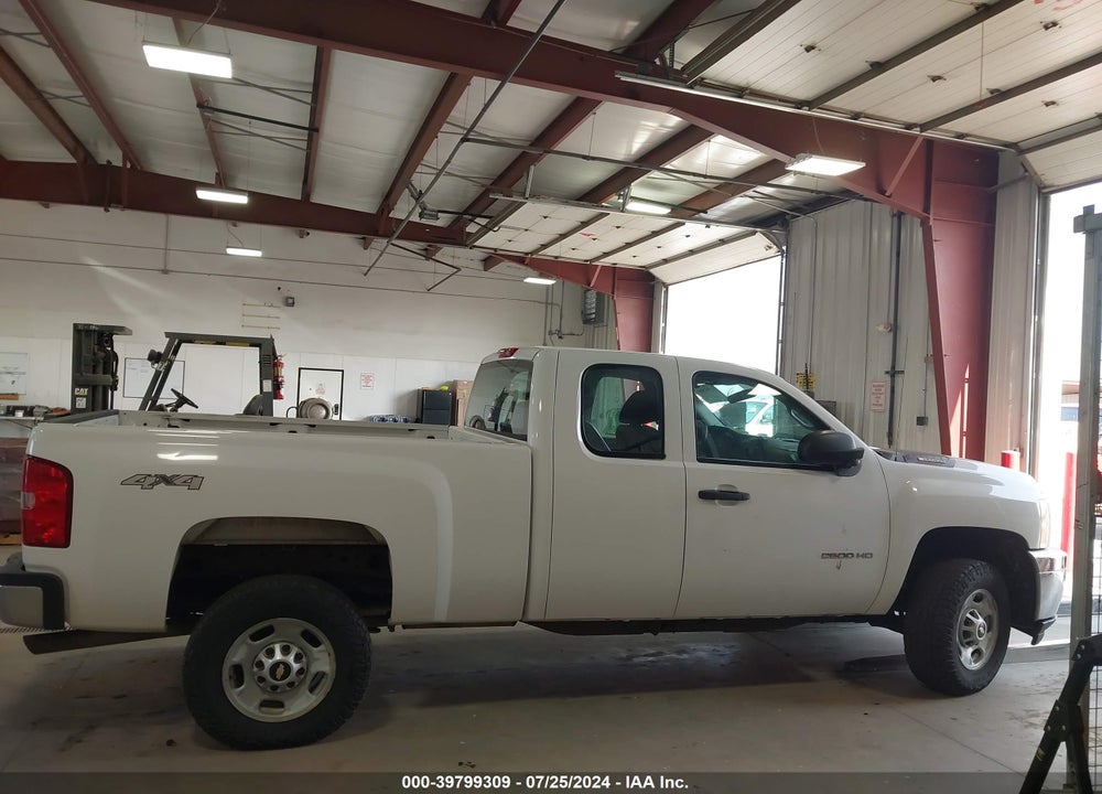 2013 CHEVROLET SILVERADO 2500HD WORK TRUCK VIN: 1GC2KVCG6DZ206191