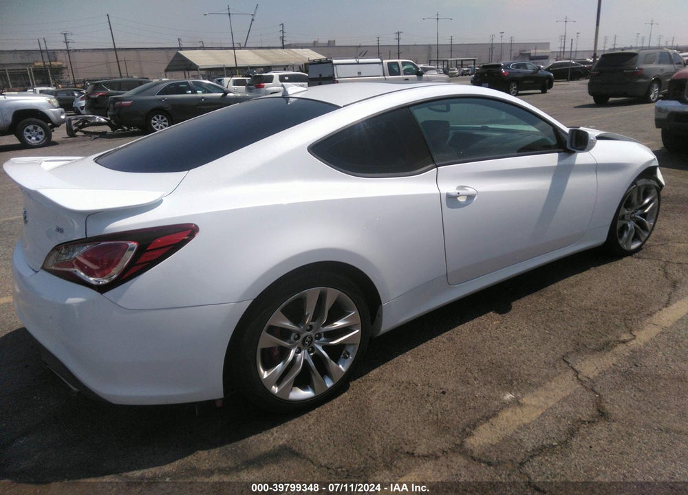 2016 HYUNDAI GENESIS 3.8 ULTIMATE VIN: KMHHU6KJXGU134772