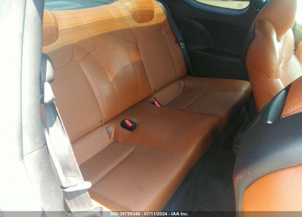 2016 HYUNDAI GENESIS 3.8 ULTIMATE VIN: KMHHU6KJXGU134772