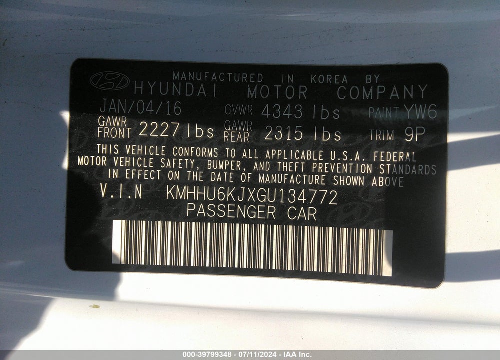 2016 HYUNDAI GENESIS 3.8 ULTIMATE VIN: KMHHU6KJXGU134772