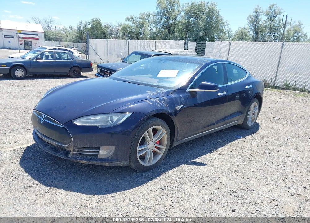 2015 TESLA MODEL S 85D/P85D VIN: 5YJSA1H4XFF084910
