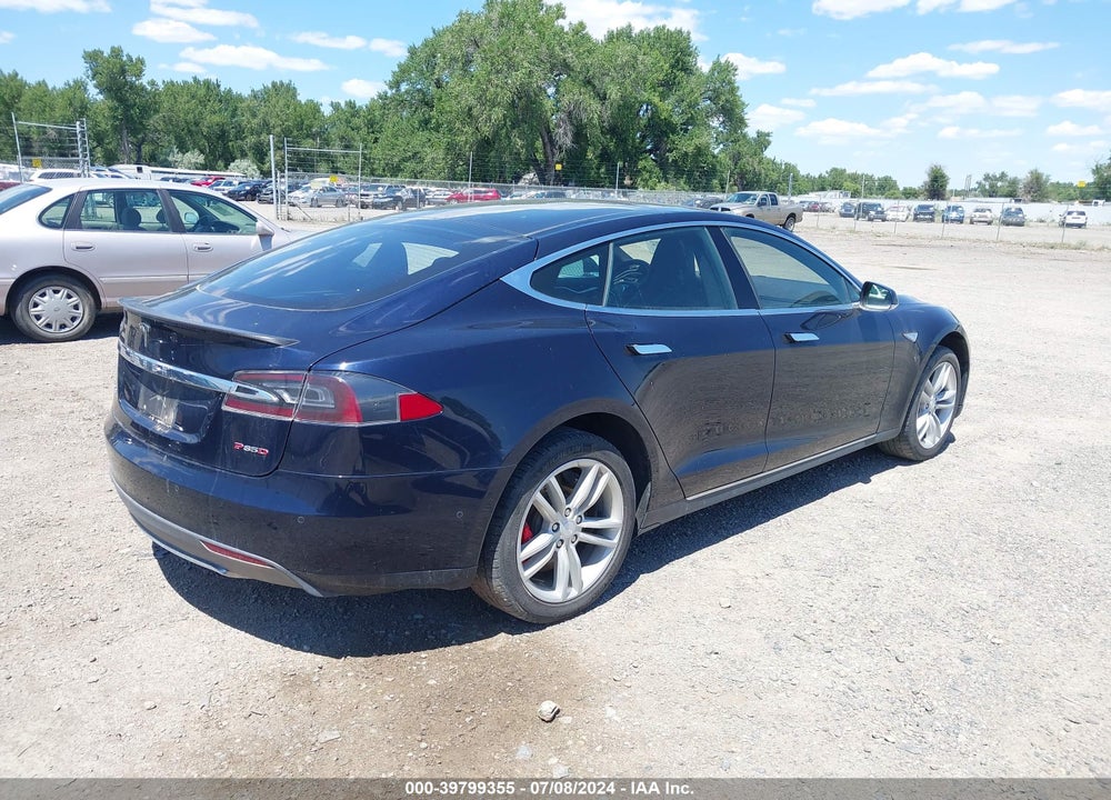 2015 TESLA MODEL S 85D/P85D VIN: 5YJSA1H4XFF084910