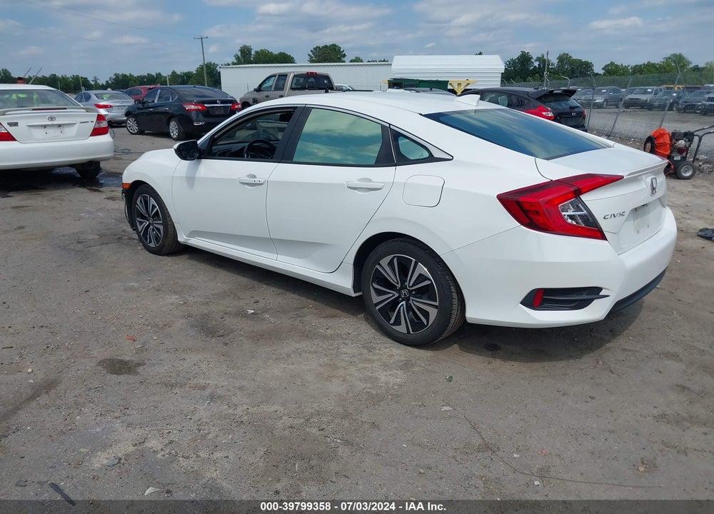 2018 HONDA CIVIC EX-L VIN: JHMFC1F70JX028884