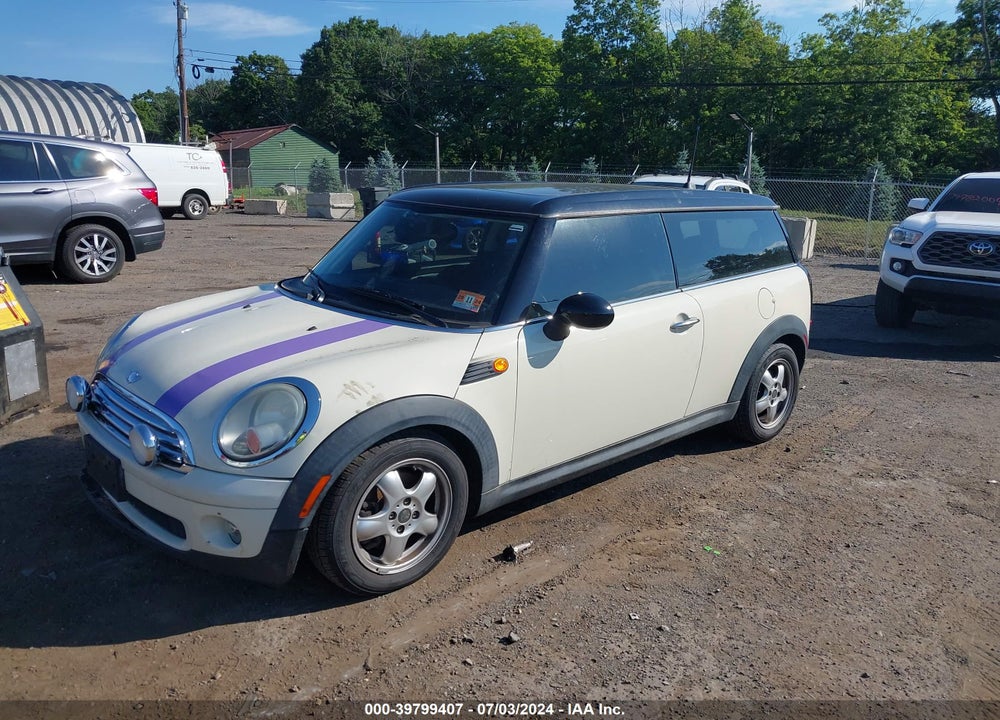 2009 MINI COOPER CLUBMAN VIN: WMWML33579TX33771