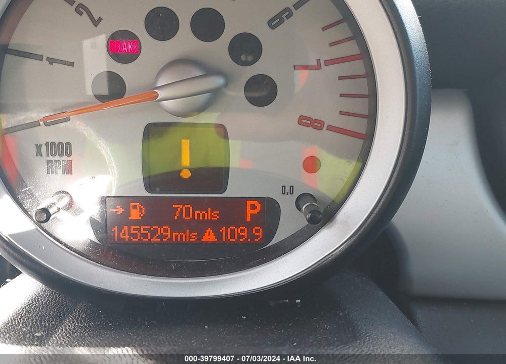 2009 MINI COOPER CLUBMAN VIN: WMWML33579TX33771