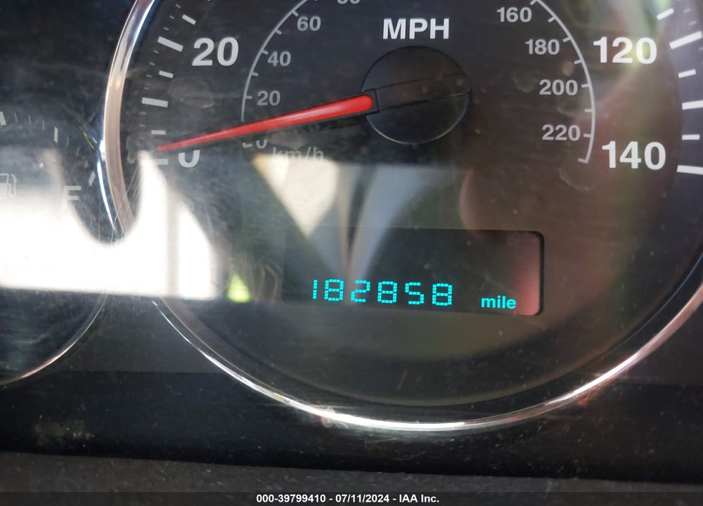 2007 JEEP GRAND CHEROKEE VIN: 1J8HR48P57C700633