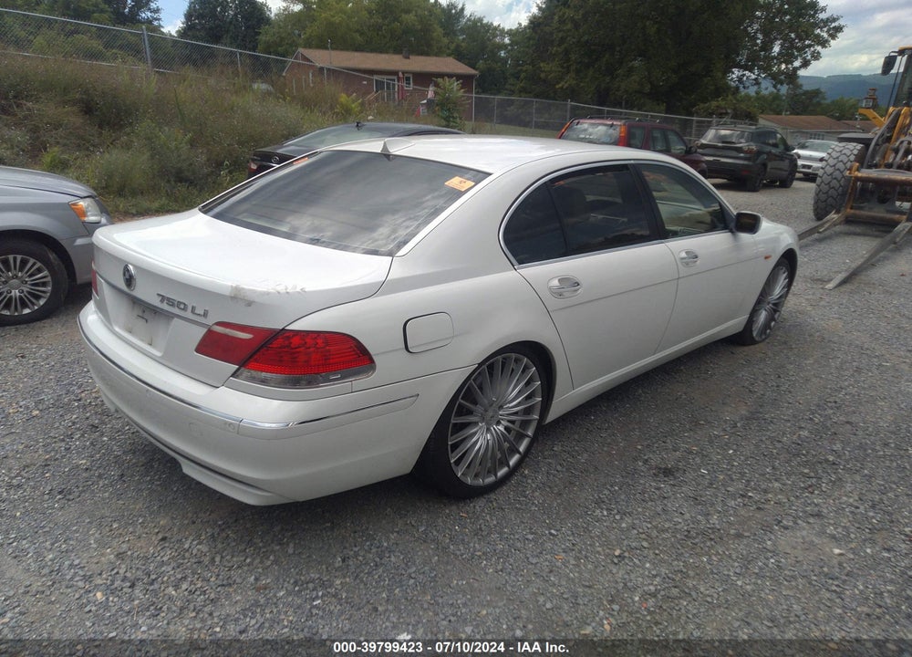 2006 BMW 750LI VIN: WBAHN83506DT34134