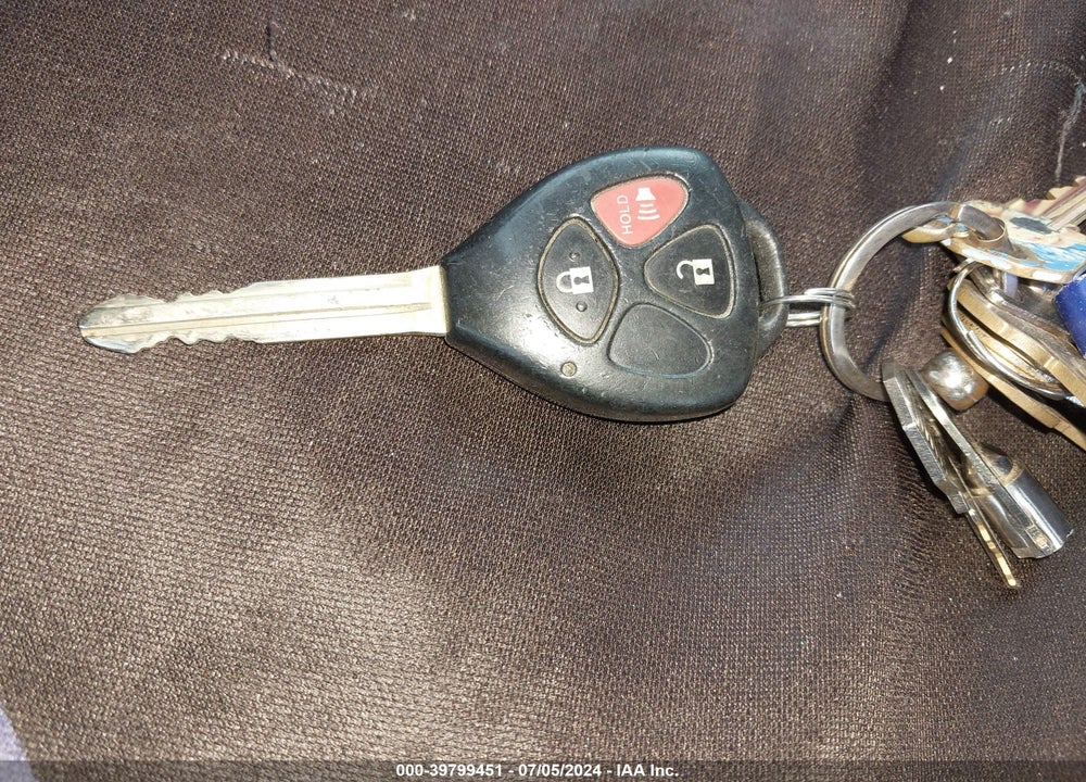 2008 TOYOTA RAV4 LIMITED VIN: JTMBD31V886063834