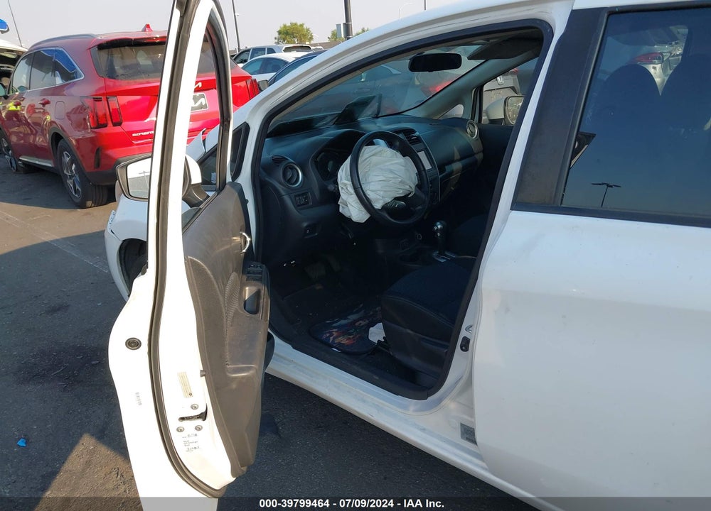 2018 NISSAN VERSA NOTE SV VIN: 3N1CE2CP4JL370815