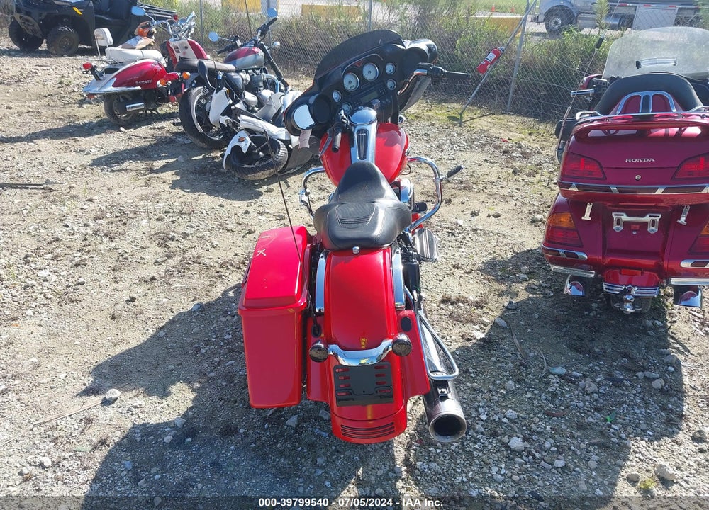 2010 HARLEY-DAVIDSON FLHX VIN: 1HD1KB419AB610464