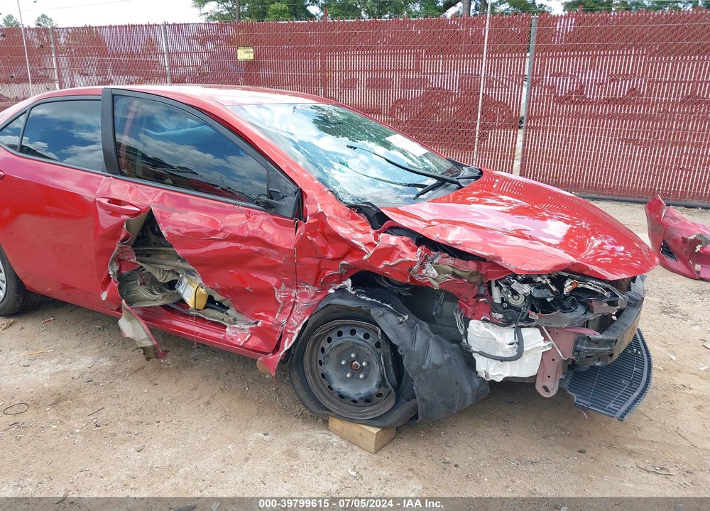 2017 TOYOTA COROLLA LE VIN: 5YFBURHE0HP610595