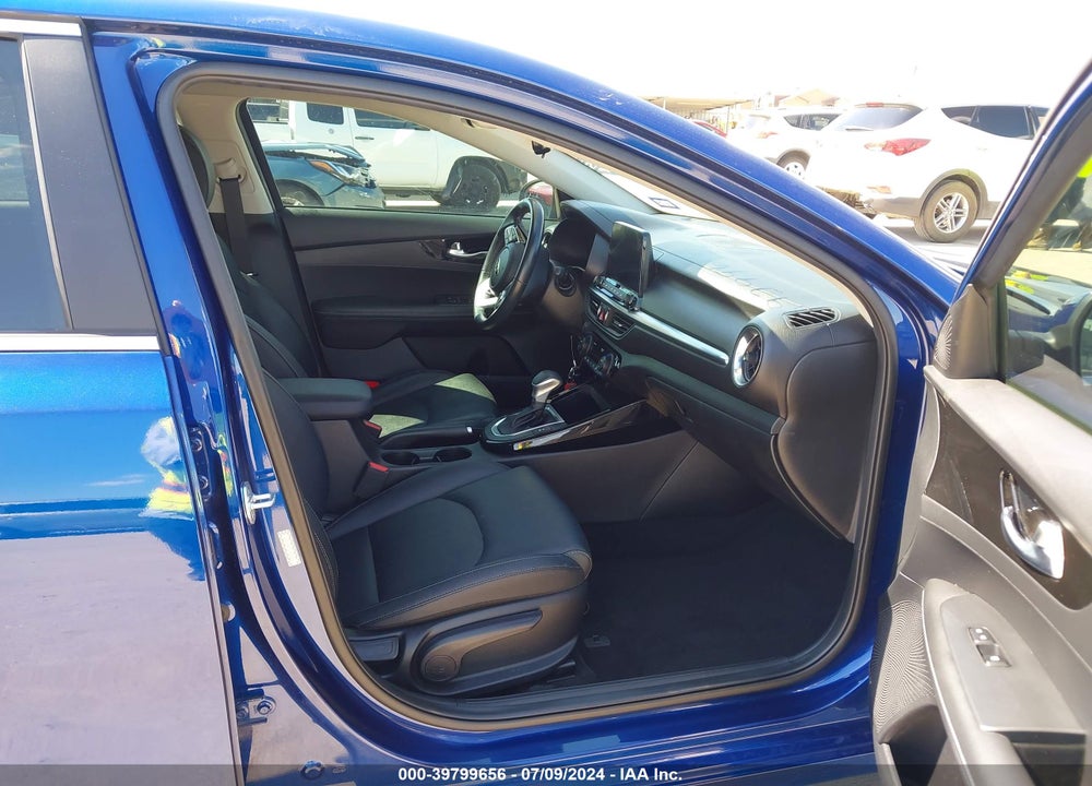 2021 KIA FORTE EX VIN: 3KPF54AD6ME352260