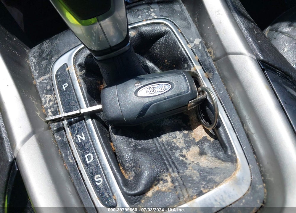 2013 FORD FUSION SE VIN: 3FA6P0HR5DR161819