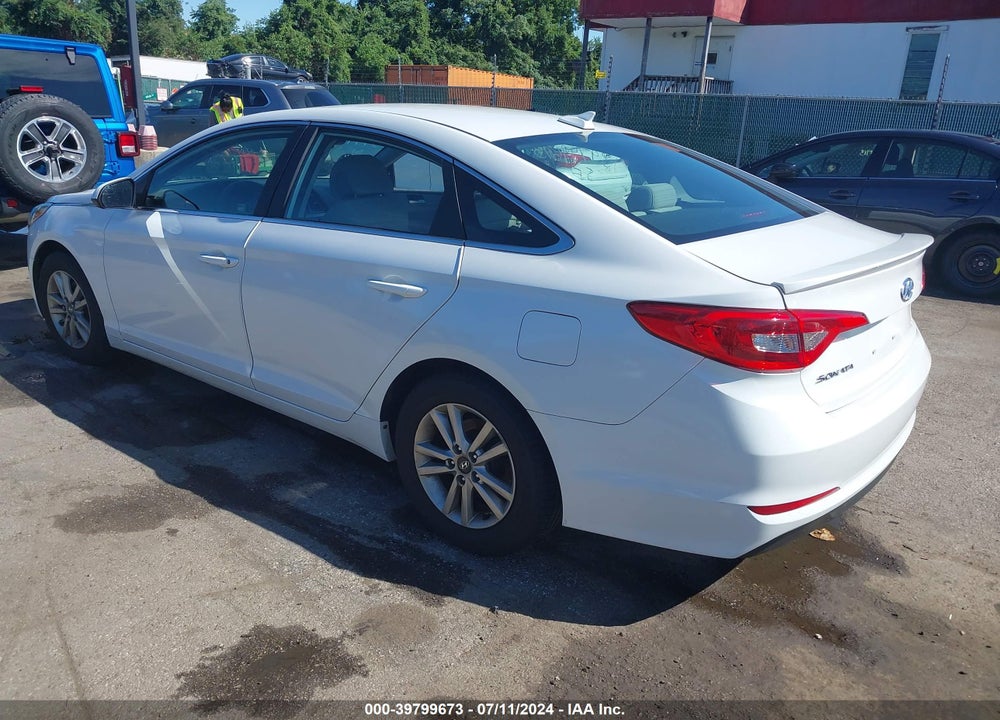 2016 HYUNDAI SONATA SE VIN: 5NPE24AF5GH302178