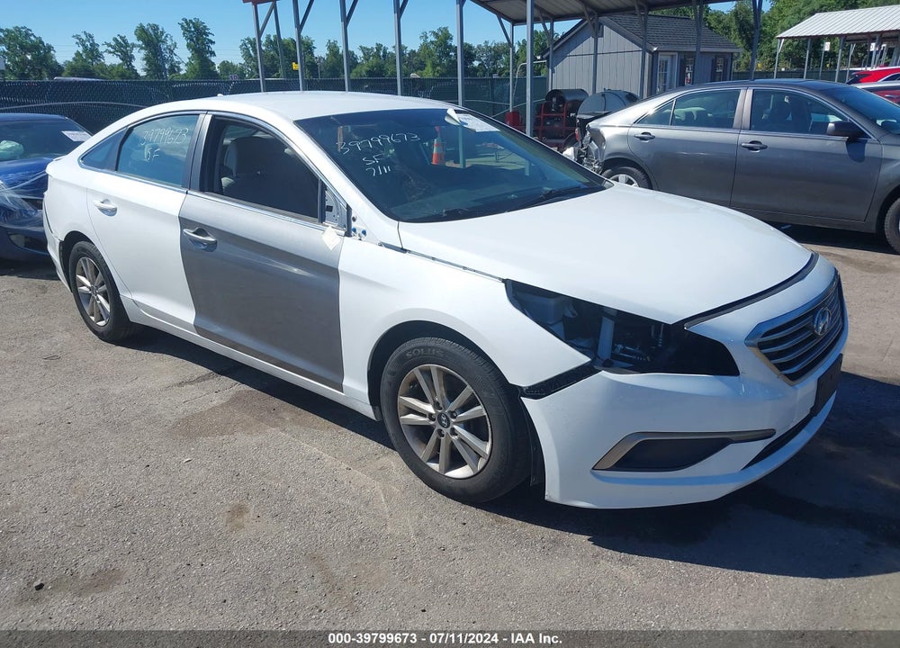 2016 HYUNDAI SONATA SE VIN: 5NPE24AF5GH302178